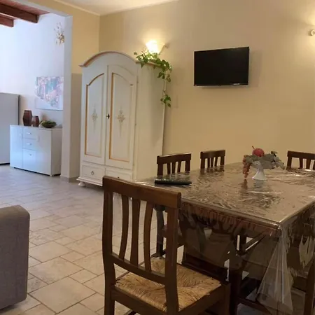 Lulu House Apartment