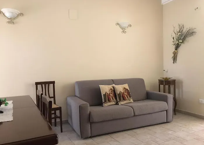 아파트 Lulu House